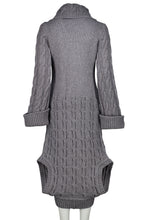 Load image into Gallery viewer, FW06 “THE WIDOWS OF CULLODEN” CABLE KNIT CARDIGAN