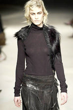 Load image into Gallery viewer, ANN DEMEULEMEESTER FW02 LEATHER SKIRT