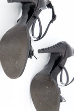 Load image into Gallery viewer, SS12 CORSET LACE PUMPS S.39
