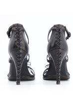 Load image into Gallery viewer, SS12 CORSET LACE PUMPS S.39