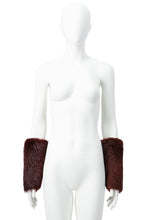 Load image into Gallery viewer, FW01 BEAVER FUR CUFFS