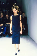 Load image into Gallery viewer, SS99 SCALLOP SHIFT DRESS