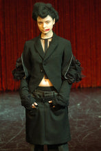 Load image into Gallery viewer, FW04 “DARK ROMANCE” ROSE BUSH BLAZER