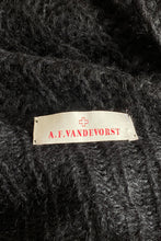 Load image into Gallery viewer, MOHAIR SPIDER KNIT TOP