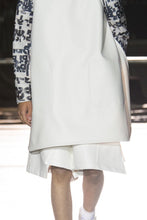 Load image into Gallery viewer, COMME DES GARÇONS HOMME PLUS FW18 PLEATED SKIRT