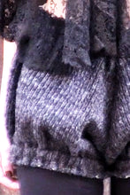 Load image into Gallery viewer, COMME DES GARÇONS FW14 KNIT BLOOMERS