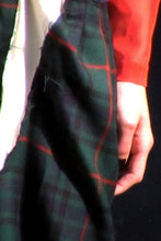 Load image into Gallery viewer, COMME DES GARÇONS "CUBISM" SS07 DECONSTRUCTED TARTAN SHORTS