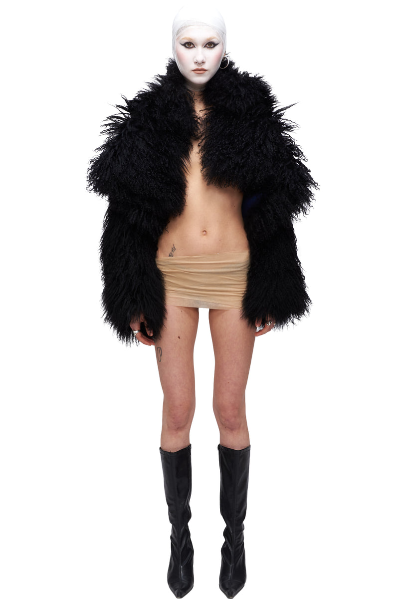 FW01 LOOK 59 FUR COAT – BURIED DEEP