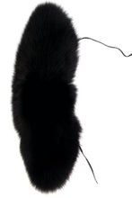Load image into Gallery viewer, 2015 FOX FUR NECK PIECE
