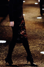 Load image into Gallery viewer, ALEXANDER MCQUEN FW98 &quot;JOAN&quot; POINTED TOE WRAP HEELS WITH WEBBED PUMP S.38
