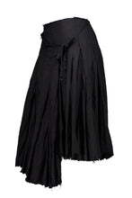 Load image into Gallery viewer, SS05 DISTRESSED KILT SKIRT
