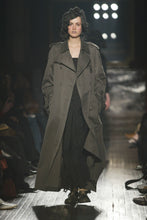 Load image into Gallery viewer, FW02 SMOKED TAILORED TRENCH COAT
