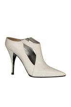 Load image into Gallery viewer, GUCCI BY TOM FORD SS01 POINTED CUT OUT PUMPS
