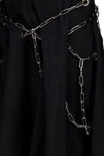 Load image into Gallery viewer, FW03 CHAIN SKIRT
